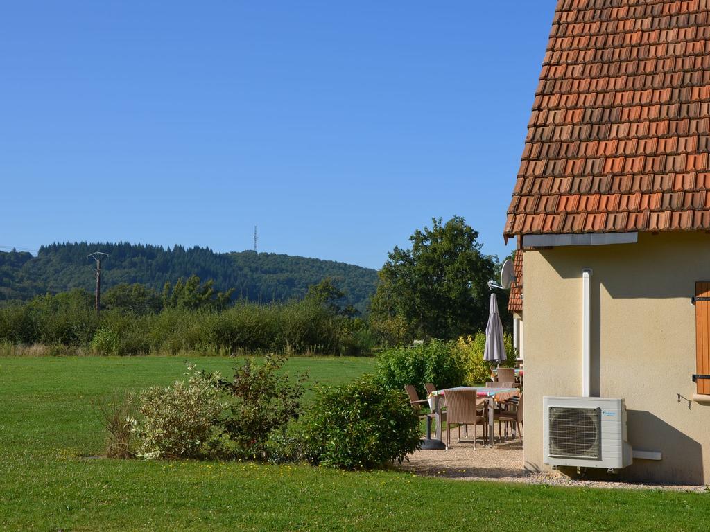 Le Lac Bleu Hotel Lacapelle-Marival Екстериор снимка