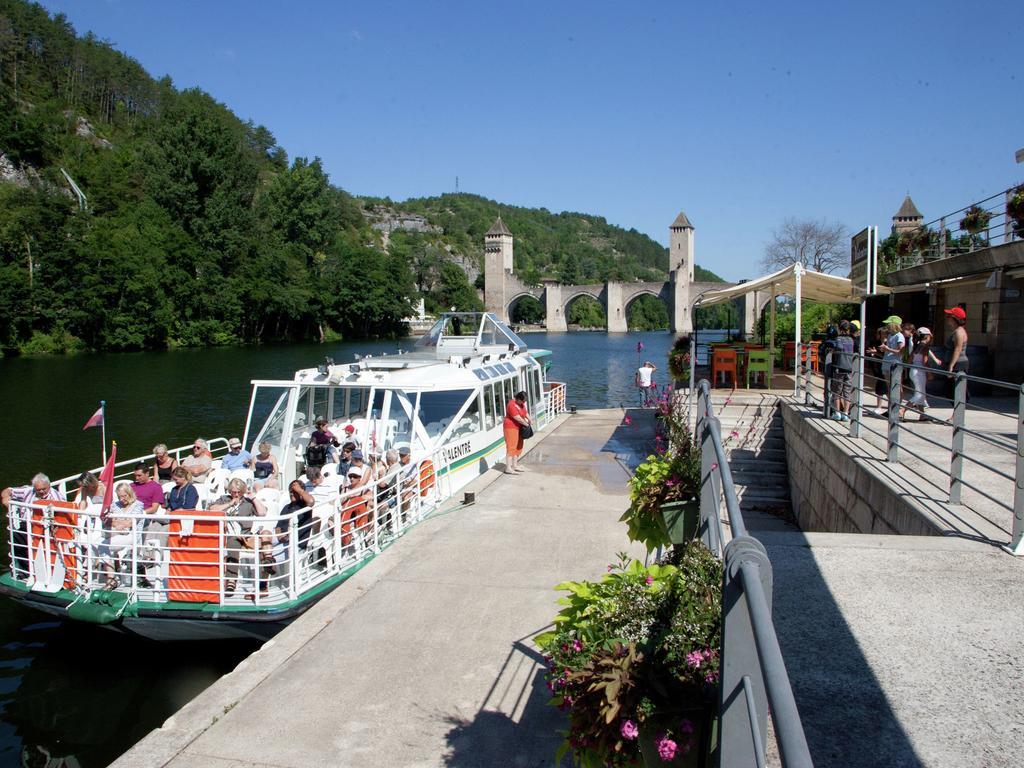 Le Lac Bleu Hotel Lacapelle-Marival Екстериор снимка