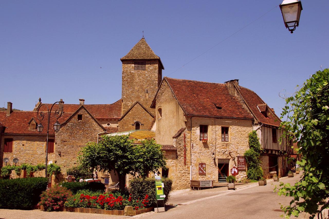 Le Lac Bleu Hotel Lacapelle-Marival Екстериор снимка